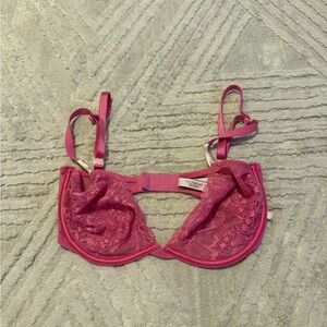 Victoria's Secret Fuchsia Lace Bra